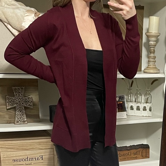 Harper Straightline Cardigan - Picture 4 of 15